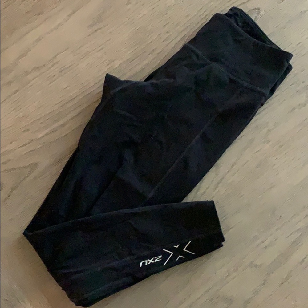 Pure barre 2xu legging